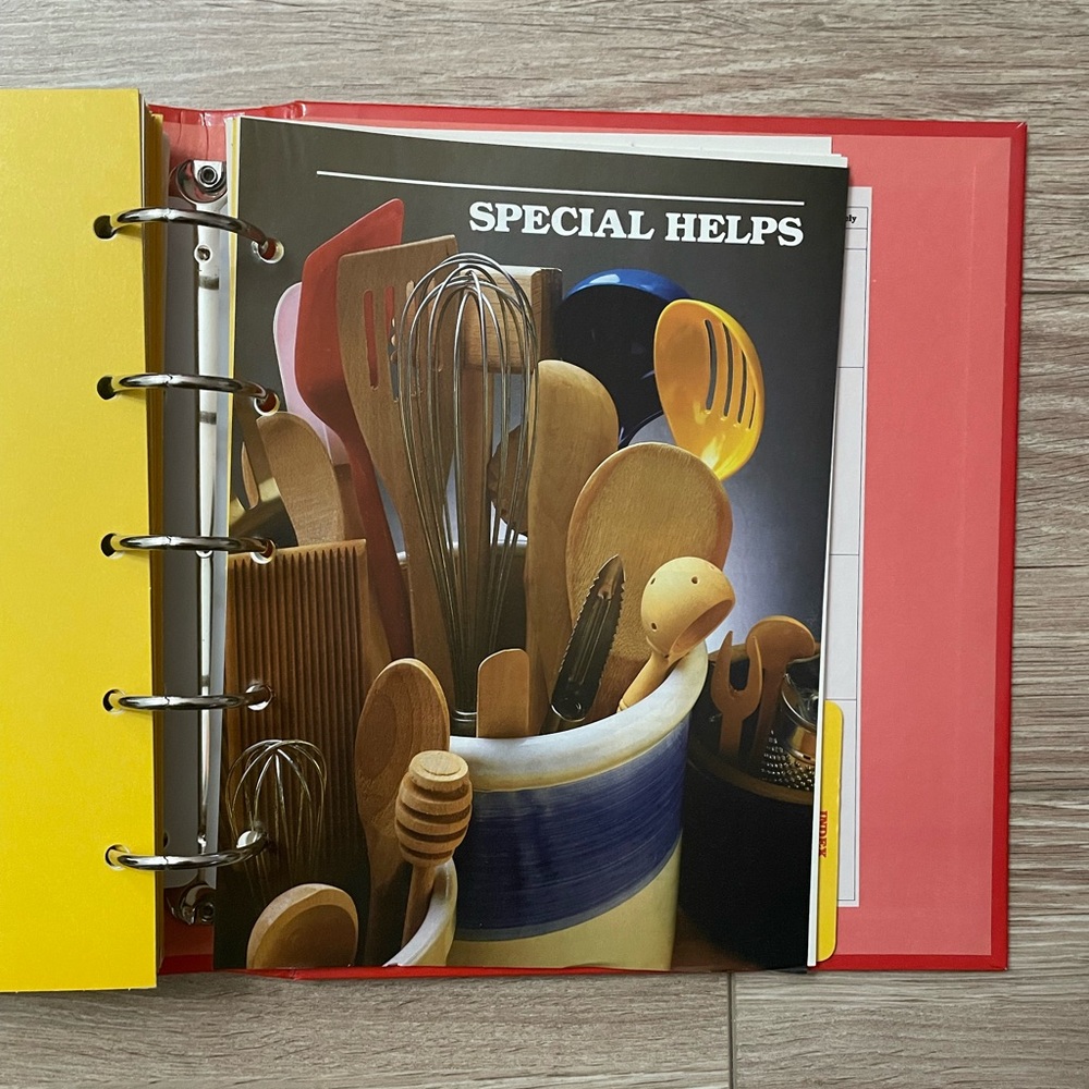 Vintage Betty Crocker's Cookbook New and Revised Hardcover Binder 1986 - Picture 10 of 15
